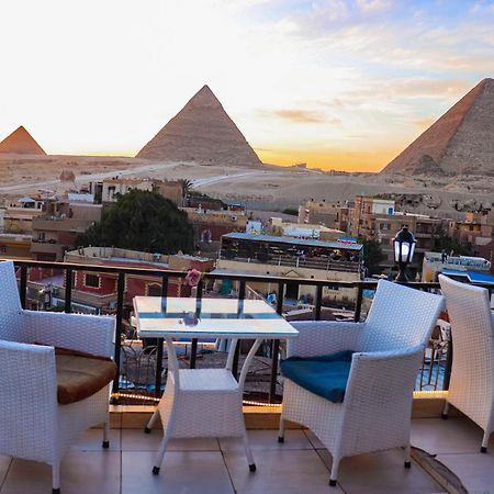 Golden Pyramids Inn Kafret el-Gabal Zewnętrze zdjęcie