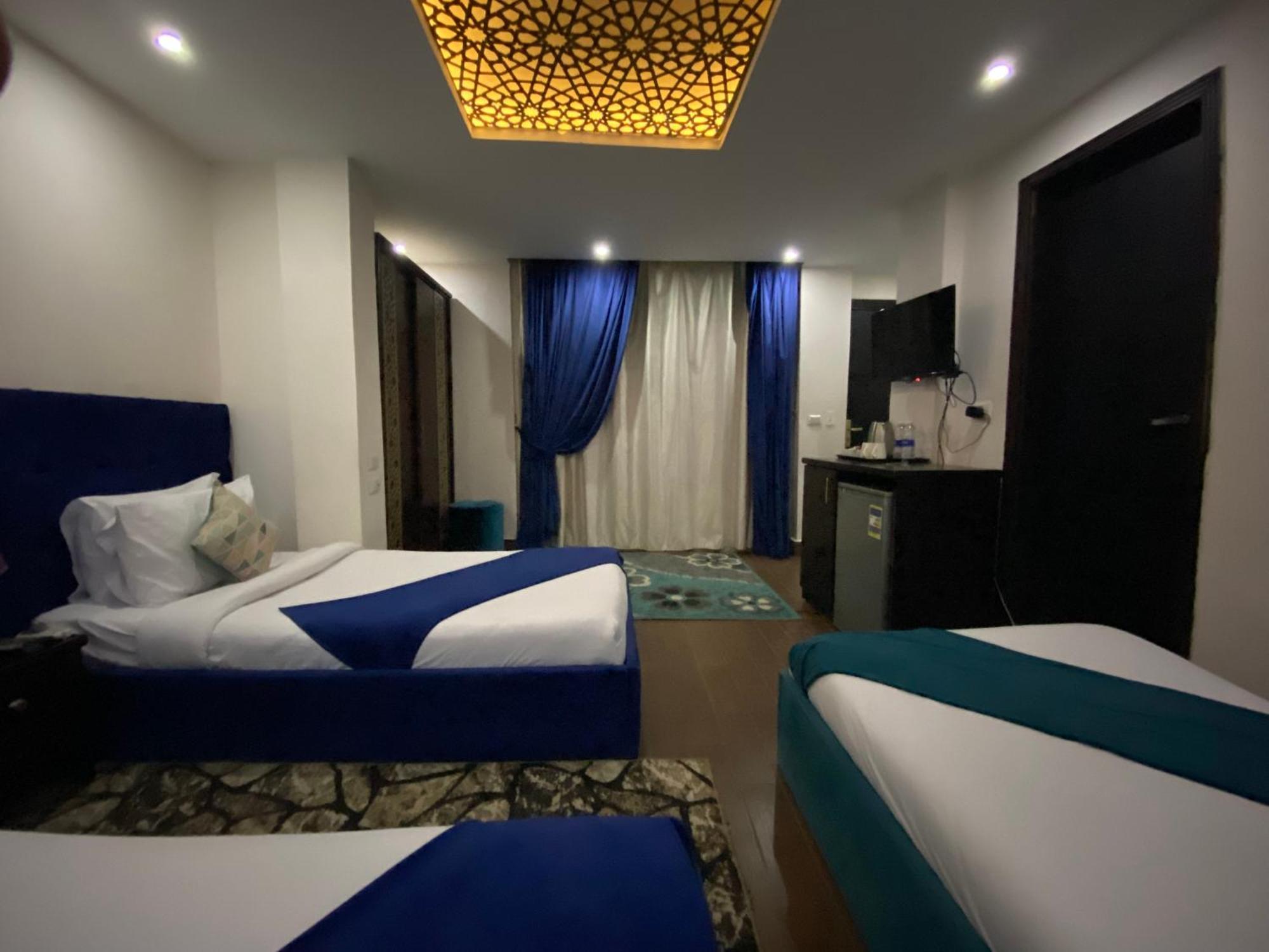 Golden Pyramids Inn Kafret el-Gabal Zewnętrze zdjęcie
