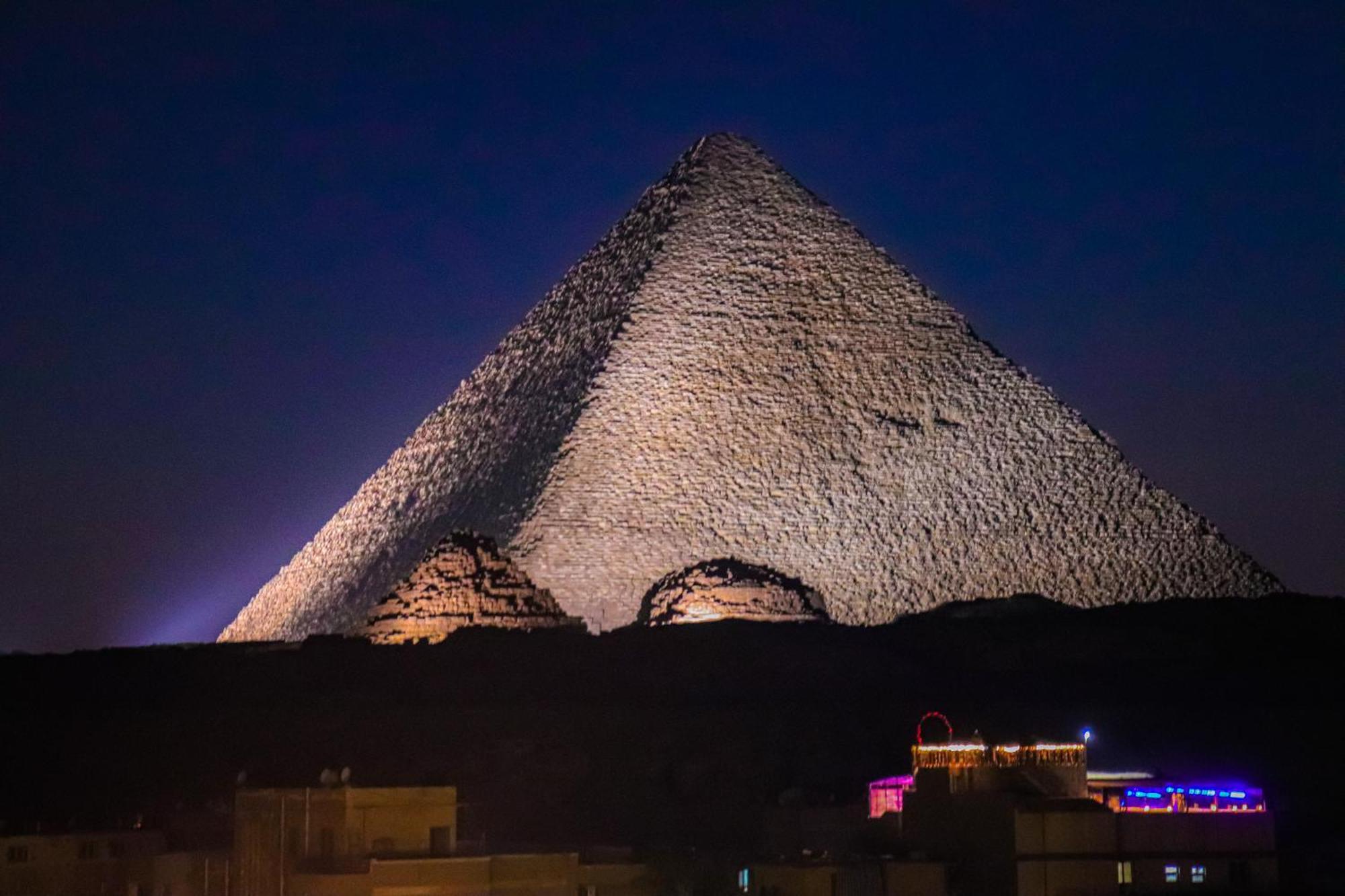 Golden Pyramids Inn Kafret el-Gabal Zewnętrze zdjęcie