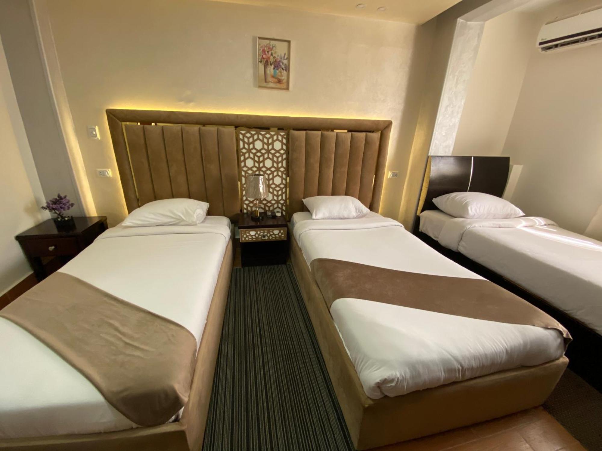 Golden Pyramids Inn Kafret el-Gabal Zewnętrze zdjęcie